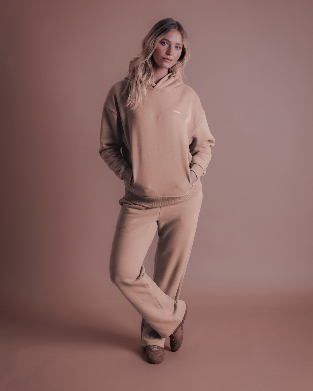 The Classic Sweatpant - Sand