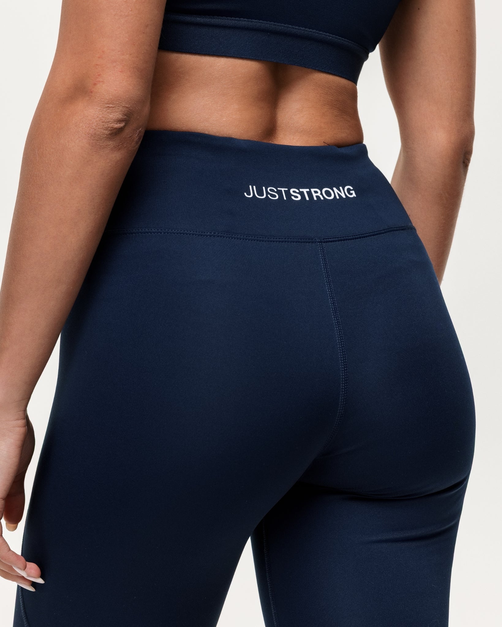 Motion Essential Leggings - Navy