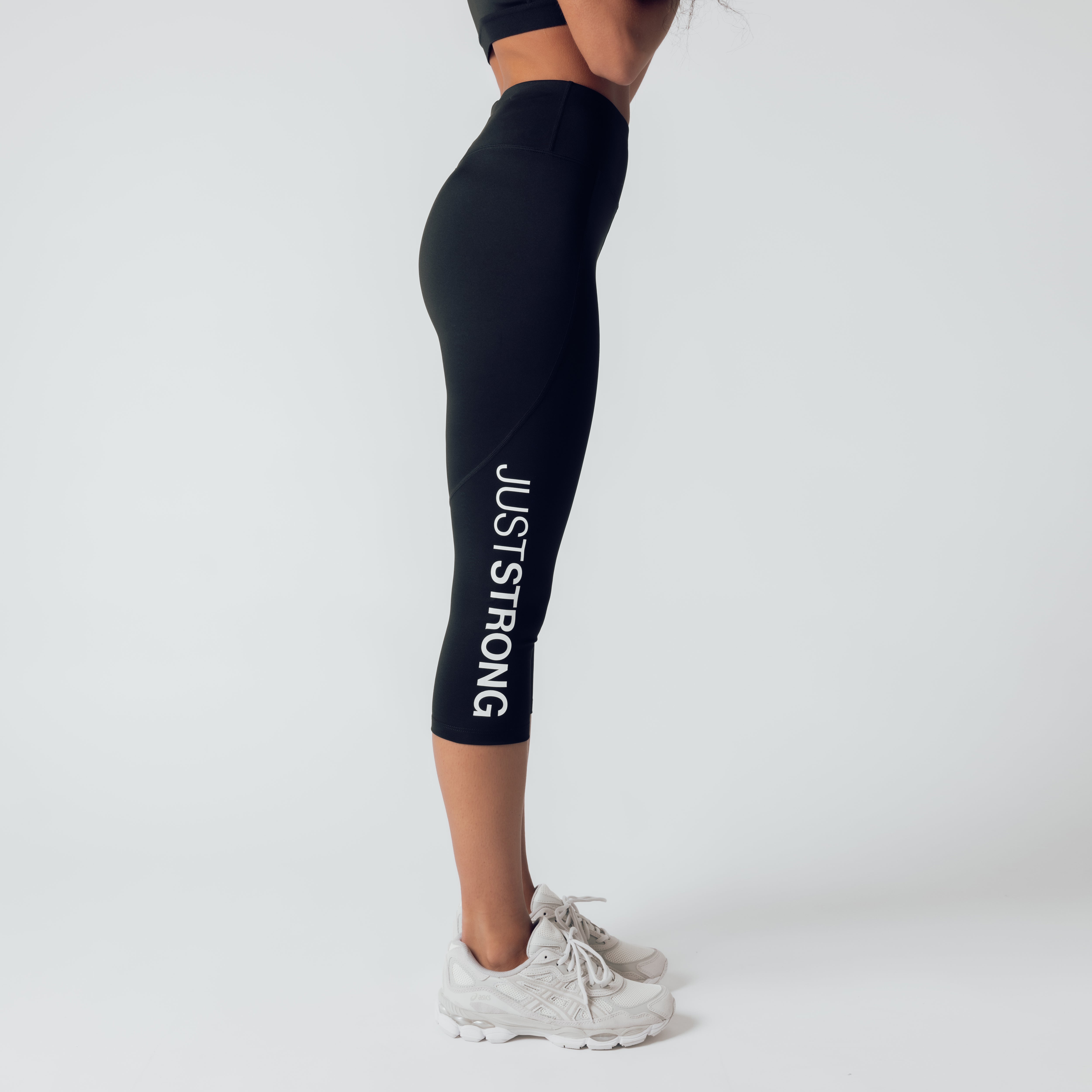 Motion Capri Leggings - Black Onyx