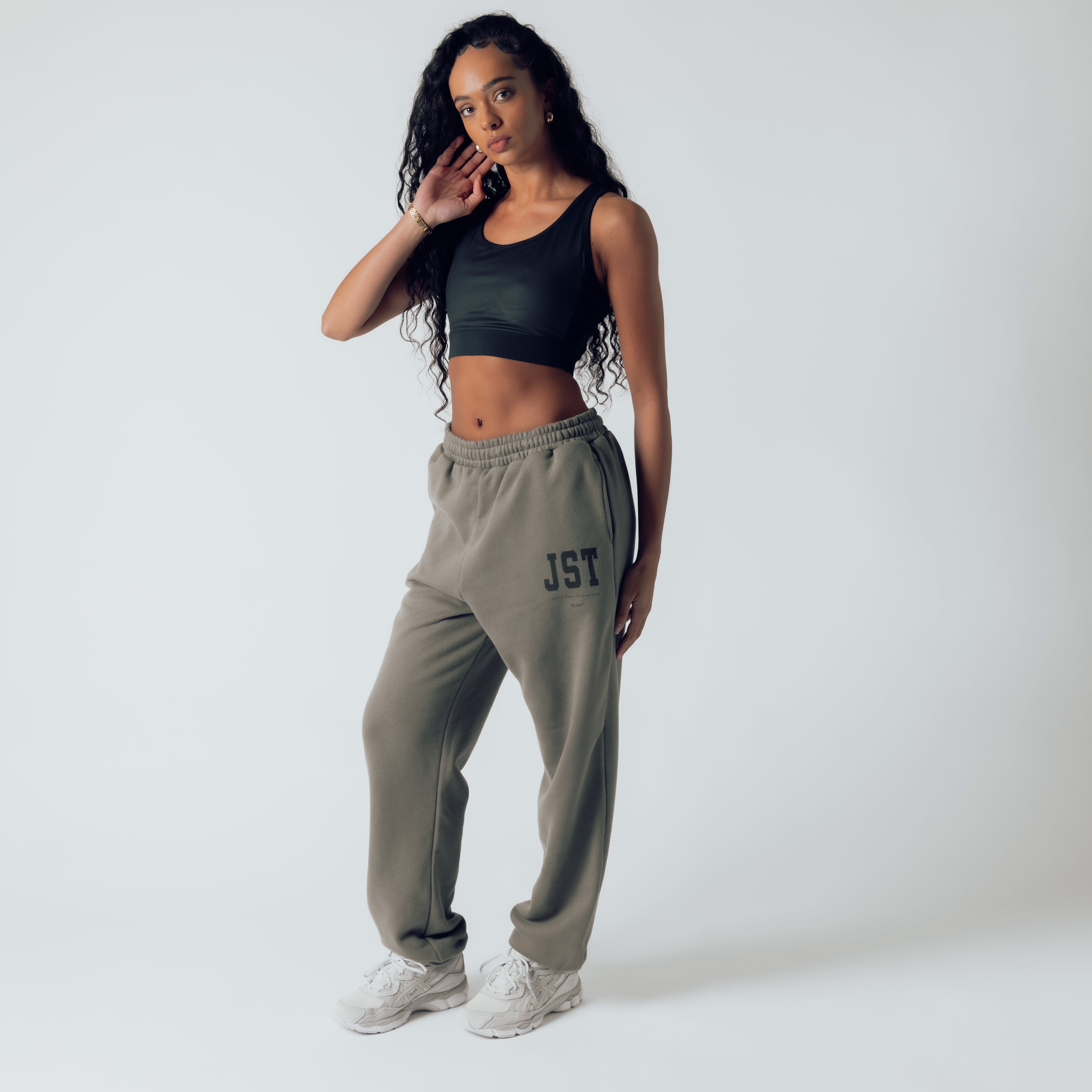 Training Club Oversized Joggers - Washed Olive